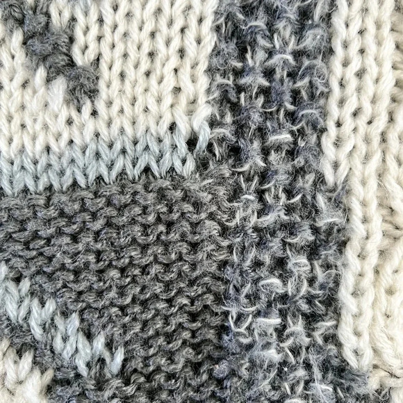 𝅺vintage Hand Knit Saddlebred Chunky Sweater - Picture 2 of 5